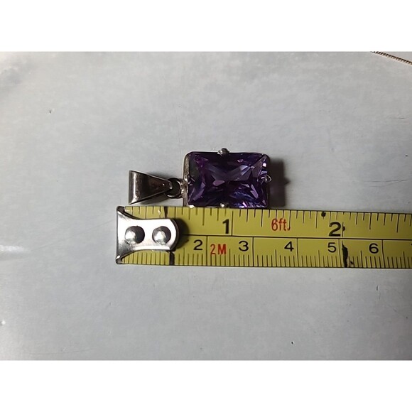 925 Sterling Silver Faceted Purple Glass Rectangular Shaped Pendant Necklace - Picture 8 of 10